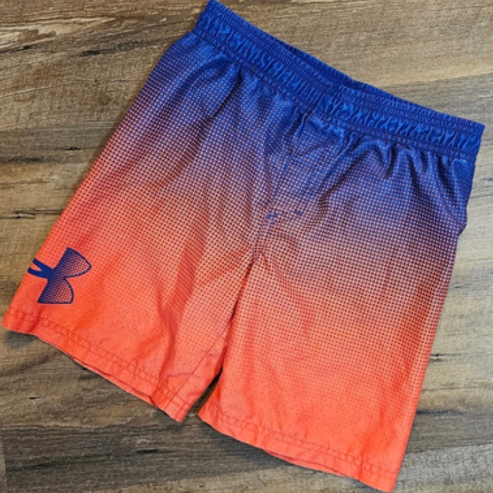 Under Armour Boys, Size 6, Ombré Swim Trunks